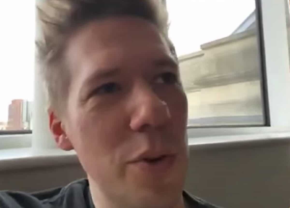 Tobias Forge de Ghost dénonce les groupes qui ont annulé ou reporté des tournées même après que la pandémie se soit calmée : « C&rsquo;est un message horrible pour les fans »