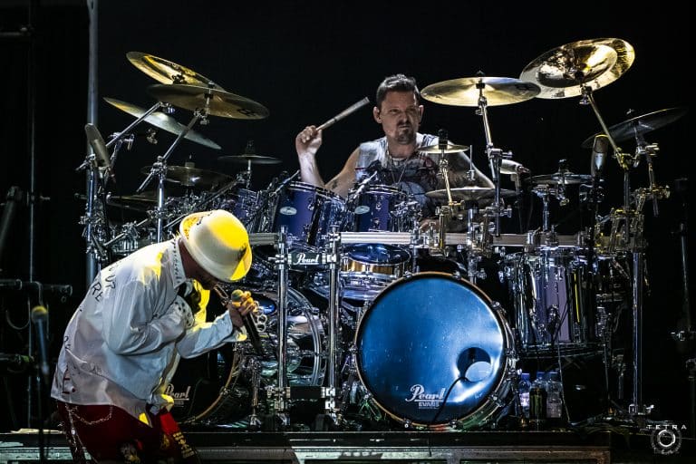 Five Finger Death Punch : L’édition deluxe d’AfterLife contiendra une nouvelle chanson avec le rappeur DMX, aujourd’hui décédé