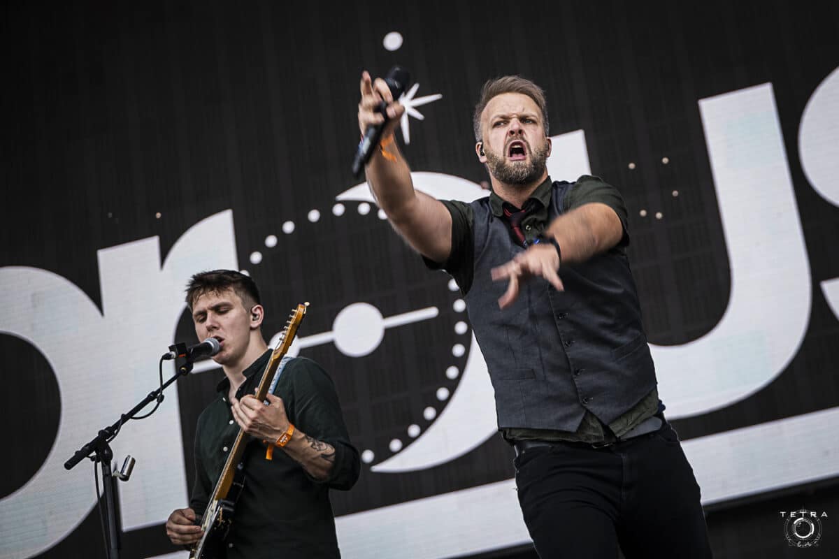 Leprous publie le clip de son nouveau single, Silently Walking Alone