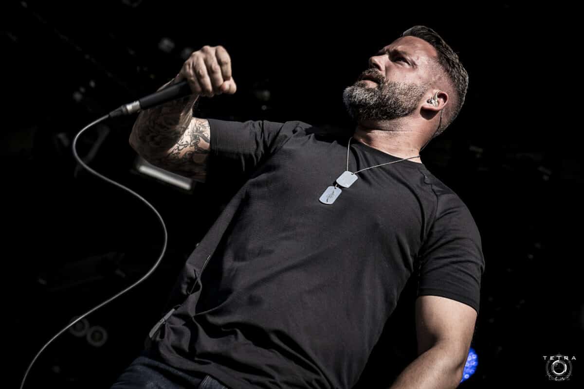 Lionheart sort un nouveau clip aux côtés de Matt Honeycutt, avant son passage au Bataclan
