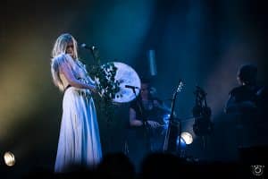 Myrkur annonce une tournée européenne au printemps 2024 (avec des concerts en France, en Belgique et en Suisse)