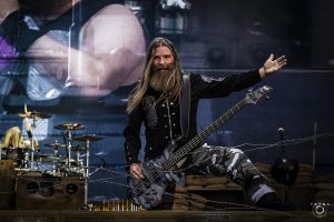 “Ce qui se passe aujourd’hui est trop politisé” : pourquoi Sabaton refuse d’évoquer les guerres actuelles dans ses chansons