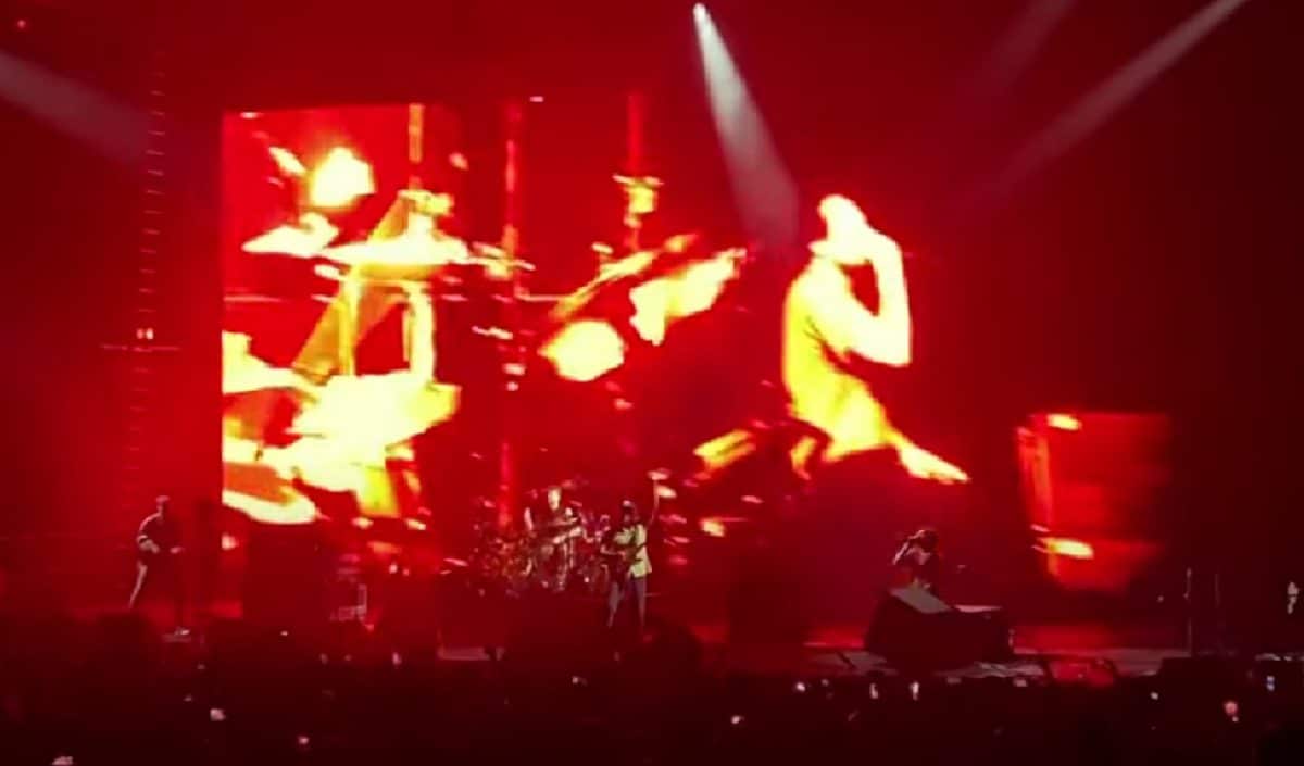 Le chanteur de Rage Against The Machine s&rsquo;est blessé à la jambe lors d&rsquo;un concert à Chicago, et a terminé le set assis