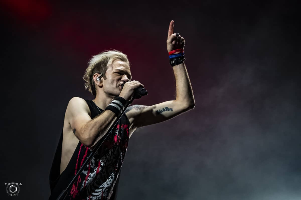 Sum 41 : Deryck Whibley et son ex-manager Greig Nori s’attaquent mutuellement en justice