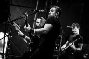 Molybaron est de retour avec l’annonce d’un troisième album, Something Ominous (et un single)