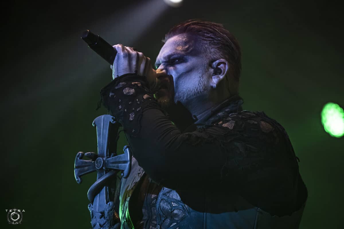 Powerwolf annonce un nouvel album, Wake Up The Wicked, et une tournée étendue
