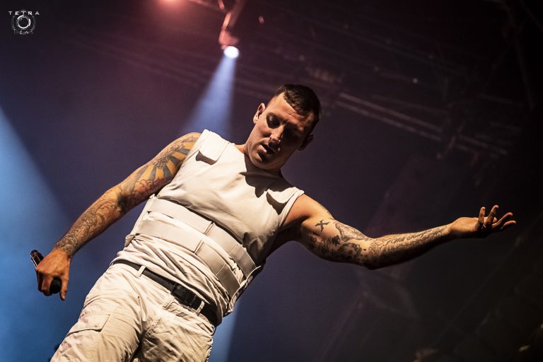 “C’est profondément choquant” : Parkway Drive coupe les ponts après une condamnation dans son équipe