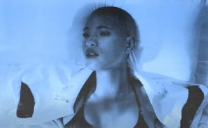 Willow Smith dit qu’elle aimerait collaborer avec Chino Moreno de Deftones et affirme qu’elle veut “amener les siens” dans le monde du rock