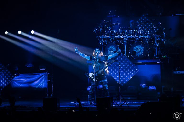 Robb Flynn de Machine Head dit que le Top 10 des chansons du groupe sur Spotify ne représente pas ce que les fans écoutent vraiment