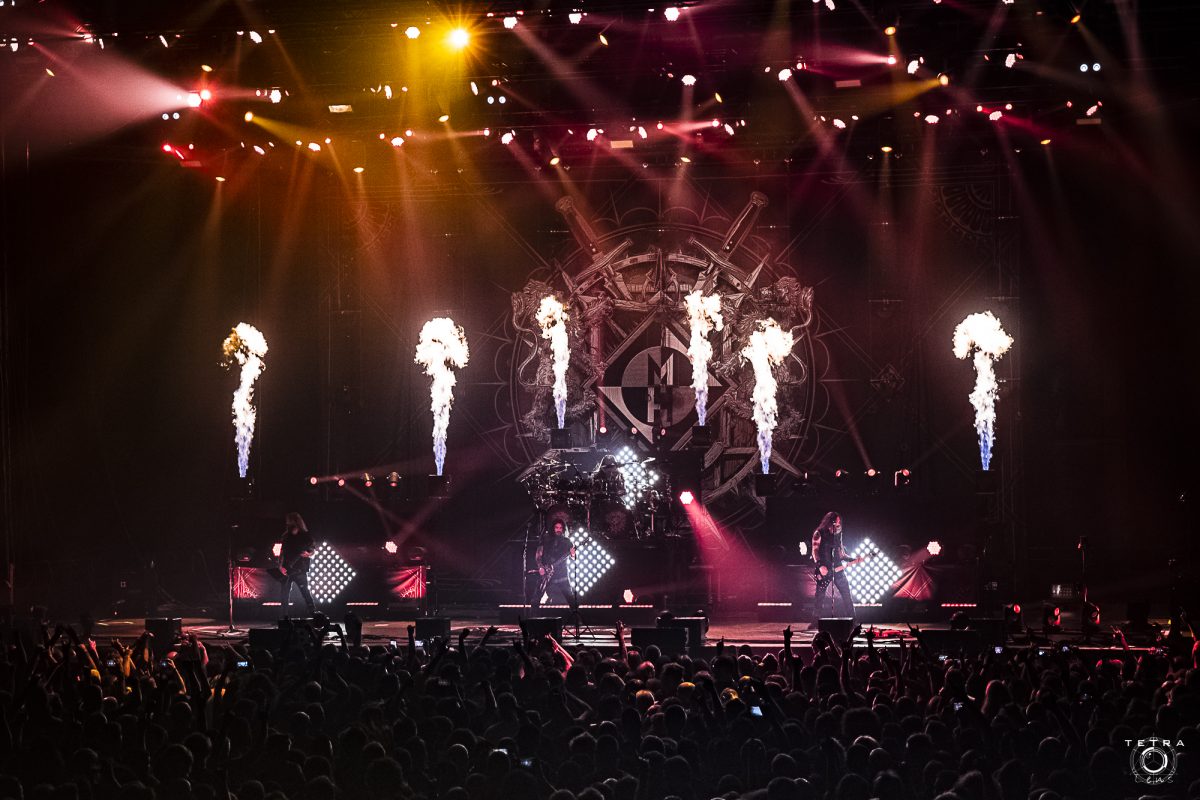 Machine Head a joué Davidian avec Jamey Jasta de Hatebreed au Milwaukee Metal Fest