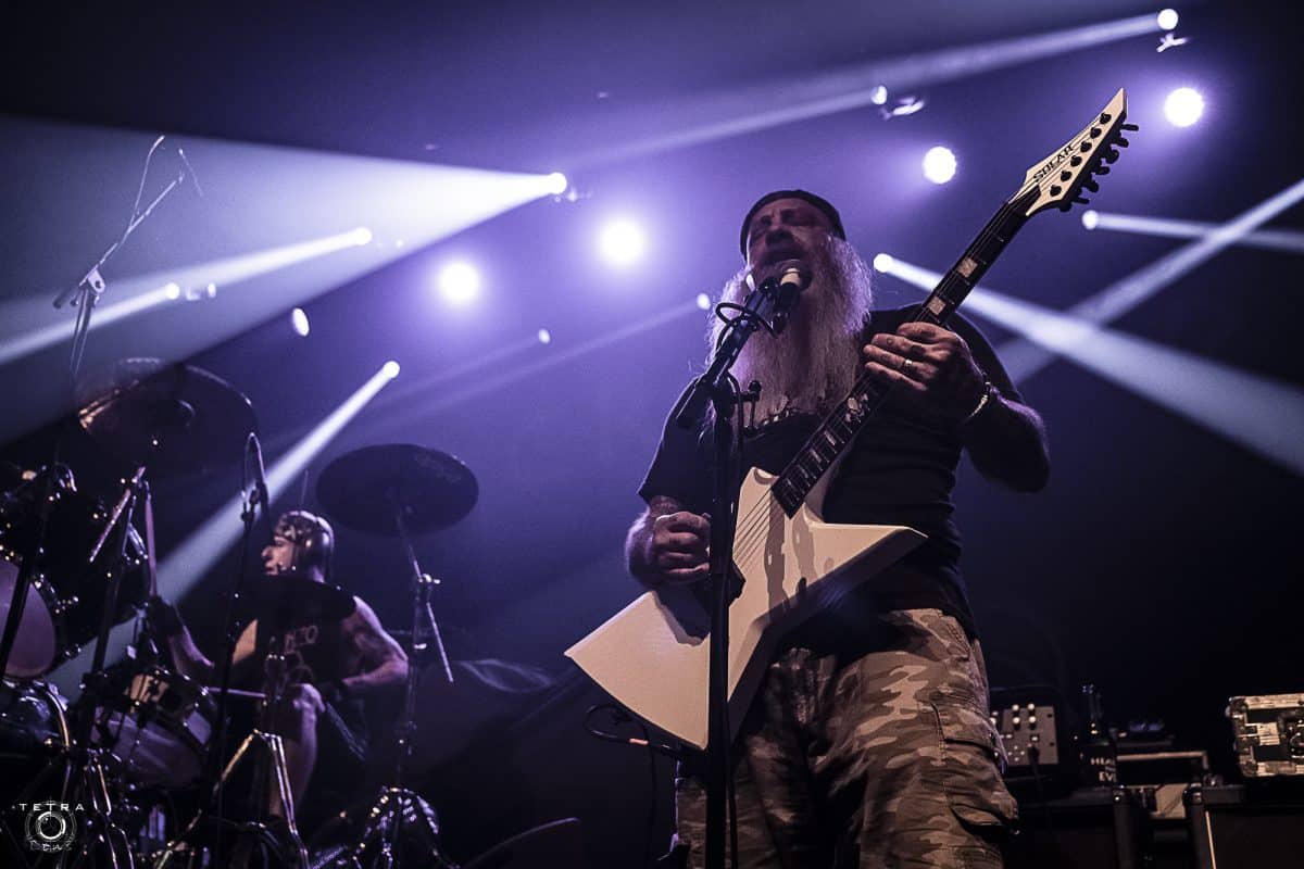 Crowbar retarde son retour en studio : “Les propositions de tournée continuent d’affluer”