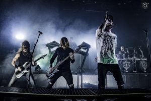 In Flames se sépare de Bryce Paul et recrute Liam Wilson (ancien bassiste de The Dillinger Escape Plan)