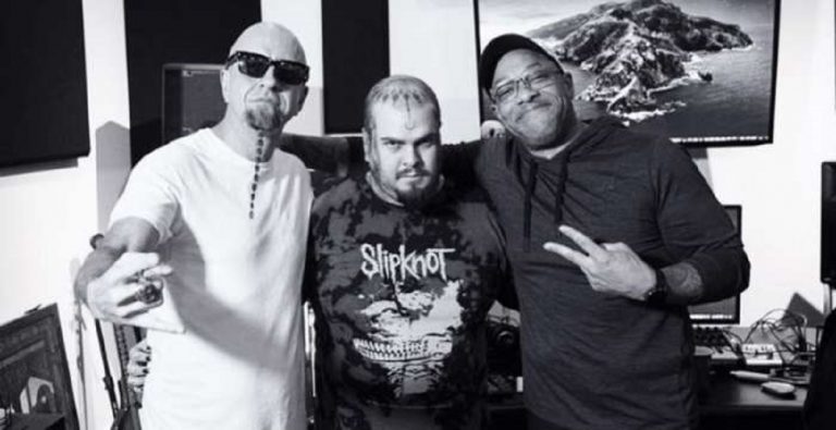 Des membres de System Of A Down, Light The Torch et Winds Of Plague ont passé du temps en studio ensemble