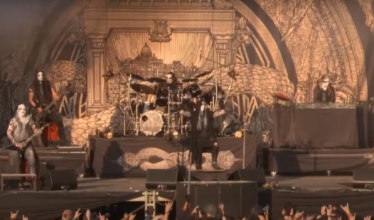 Regardez Dimmu Borgir jouer sa chanson homonyme au Bloodstock Festival 2022
