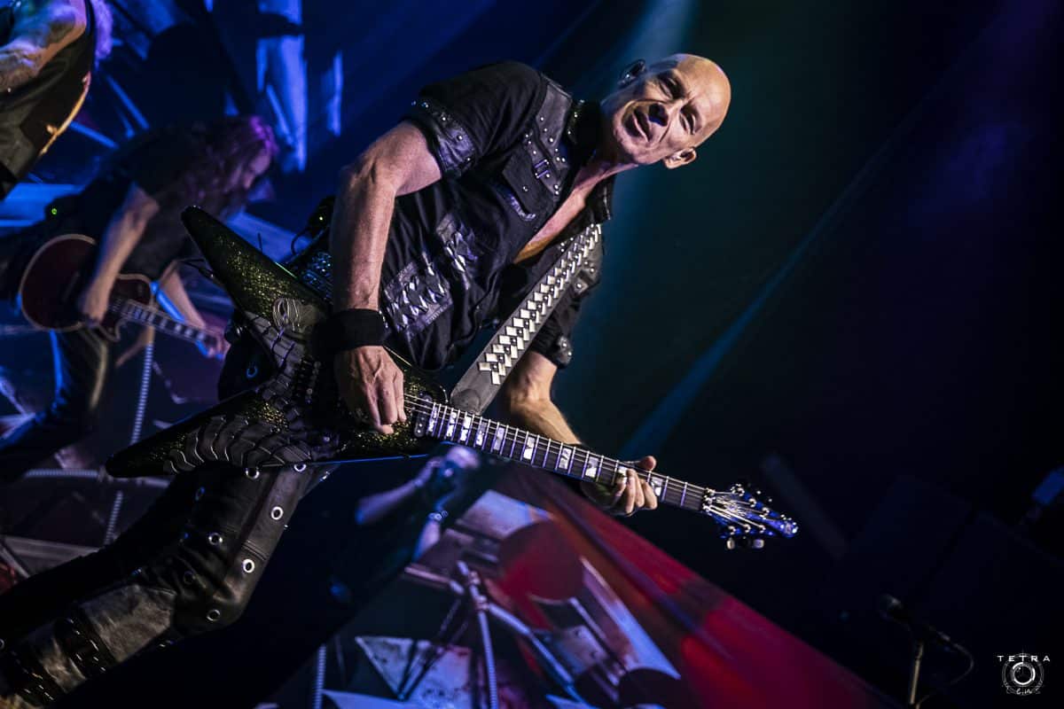 Le guitariste d&rsquo;Accept, Wolf Hoffmann, a testé d&rsquo;écrire des paroles avec l&rsquo;IA, et dit que le résultat était « follement bon »