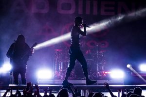 “Il est juste très bon” ; Bad Omens réfute les rumeurs de tricherie vocale de la part de Noah Sebastian