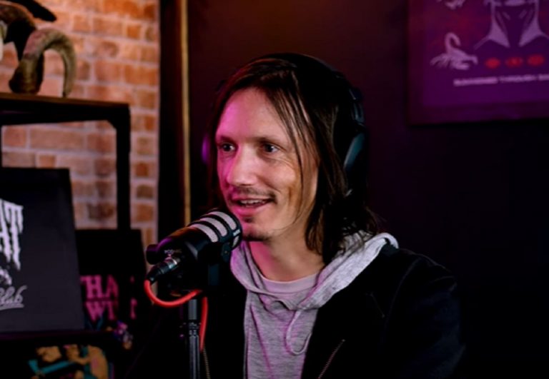 Mario Duplantier de Gojira explique pourquoi il ne boit pas d’alcool avant les concerts : “Je respecte les gens”