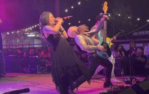 Flyleaf a donné son premier concert avec la chanteuse Lacey Sturm depuis 11 ans et des vidéos sont disponibles