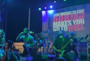 Slaughter To Prevail joue une nouvelle chanson en direct, Viking