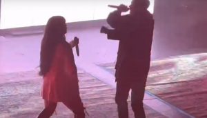 Regardez Spiritbox jouer Holy Roller en direct avec Noah Sebastian, le chanteur de Bad Omens