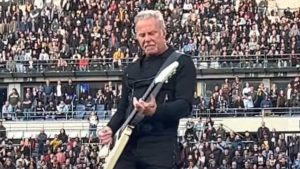 Regardez Metallica, Epica et Ice Nine Kills jouer au Stade de France