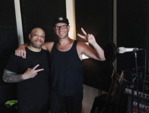 Adam Dutkiewicz (Killswitch Engage) explique la genèse de son nouveau projet avec Howard Jones