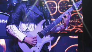 Spiritbox partage une vidéo de Mike Stringer jouant la nouvelle chanson The Void lors d’un sound check