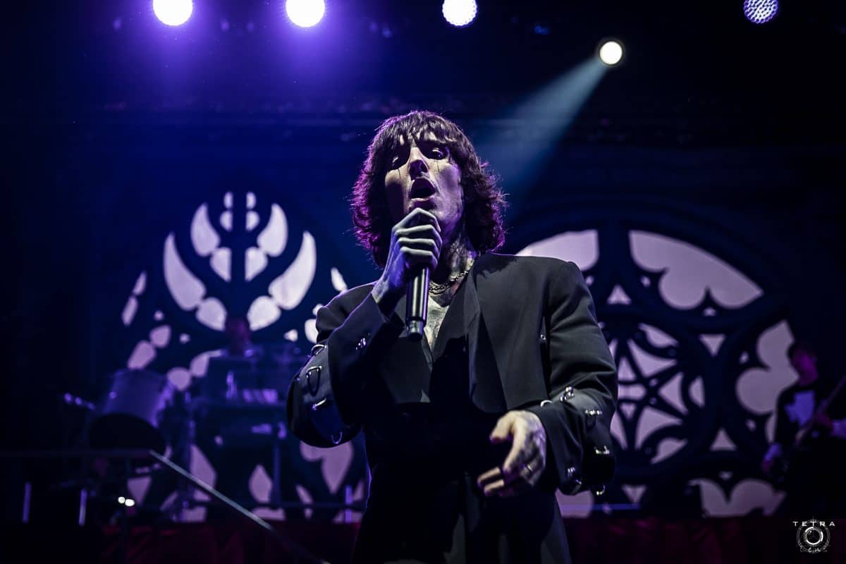 Un show capté devant 50 000 fans : BMTH annonce L.I.V.E. In São Paulo