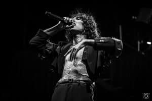 Bring Me The Horizon : Oli Sykes confirme la date de sortie (approximative) de Post Human : NeX GEn