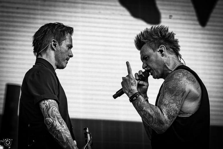 Papa Roach laisse entrevoir la sortie de la chanson la plus “sauvage” de sa carrière en 2025