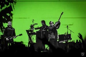 Ed Sheeran réalise son rêve d’enfant en rejoignant The Offspring sur scène en Californie