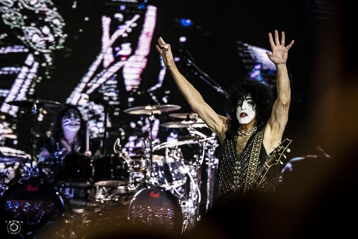 Qui l’aurait cru ? Nick Jonas incarnera apparemment Paul Stanley dans le biopic officiel consacré au groupe Kiss