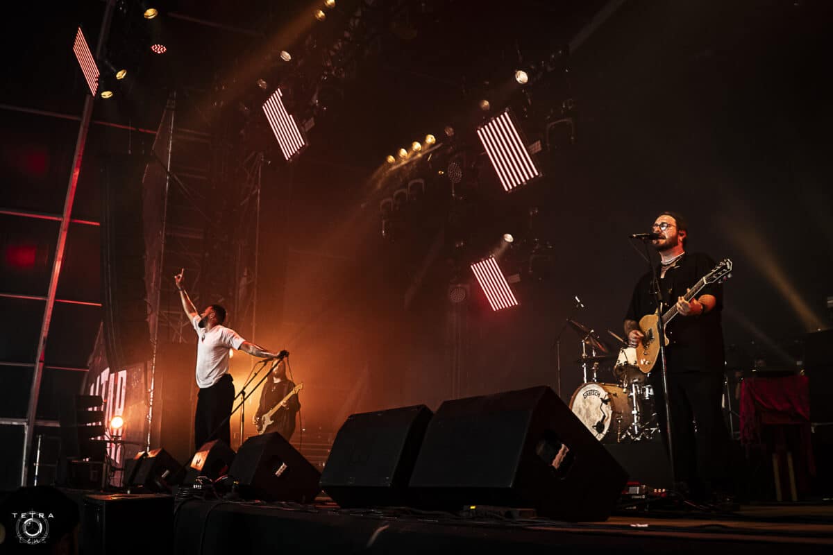 “Il y avait encore des choses dont nous n’étions pas sûrs” : Loathe travaillait encore sur son album six heures avant de le rendre