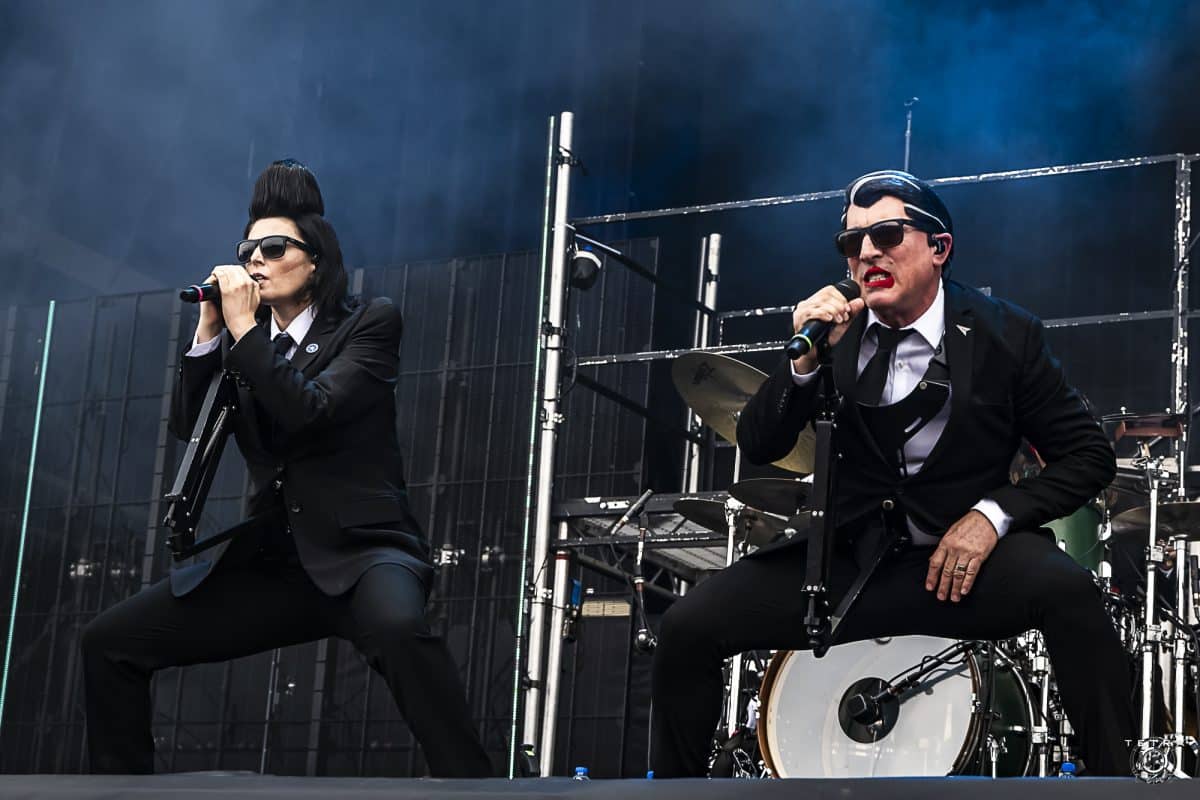 Puscifer prévoit de célébrer Halloween avec un événement en streaming, Global Probing