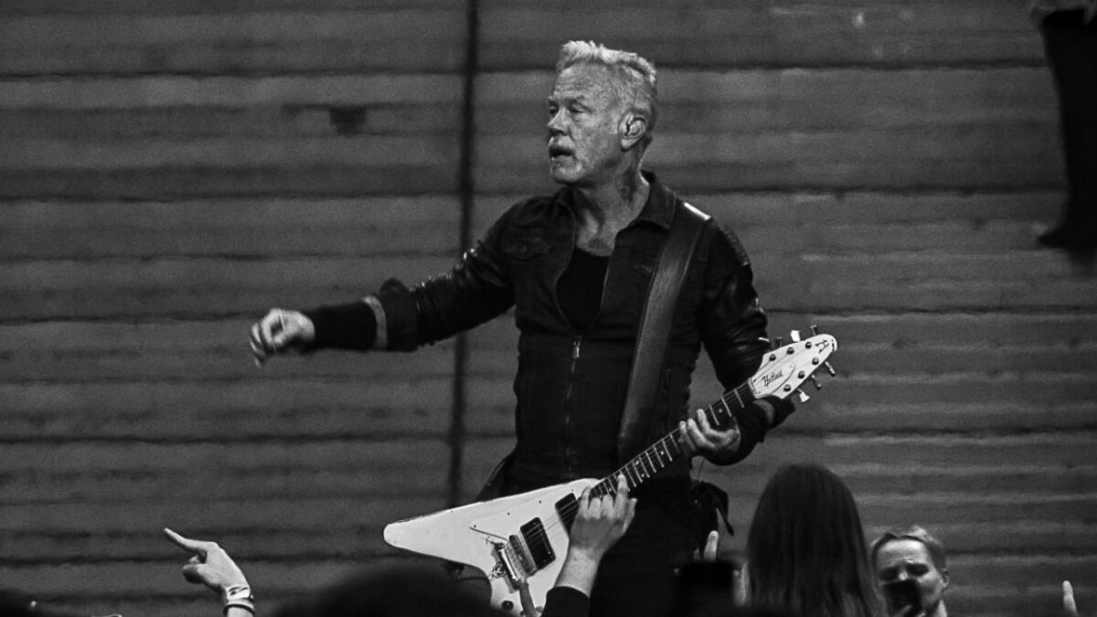 Pour Hetfield, Cliff Burton – “celui qui tirait Metallica vers le haut” – aurait combattu la réinvention des années 90