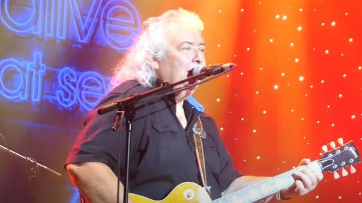 Le guitariste originel de Whitesnake, Bernie Marsden, est décédé à l&rsquo;âge de 72 ans
