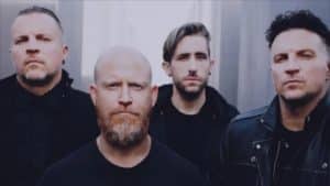 Red annonce son nouvel album, Rated R (et sort un single)