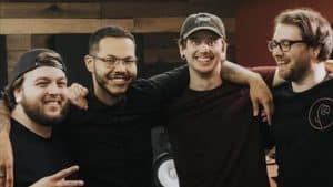 Hollow Front partage la vidéo de We’re All Left Suffering, extrait de son nouvel album à venir