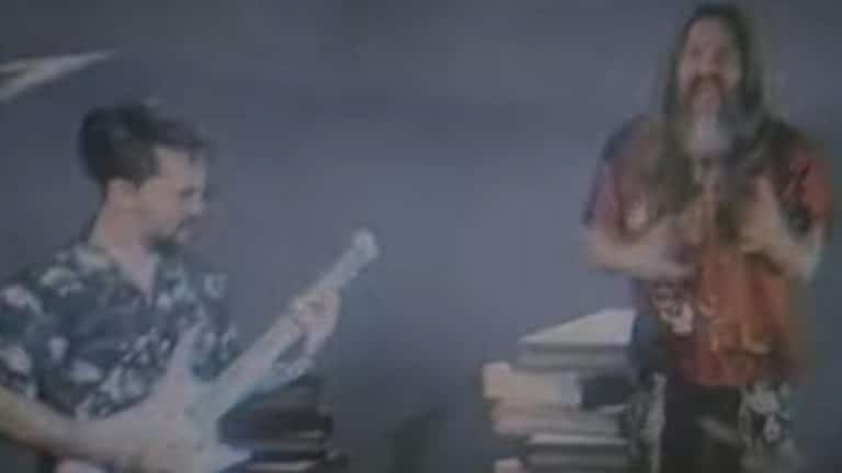 Des membres de Suicide Silence, Job For A Cowboy et Abiotic ont repris Africa de Toto, et la chanson est à peine reconnaissable