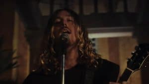 Jeris Johnson sort When The Darkness Comes et se prépare à subir les foudres de “toute la communauté Metal”