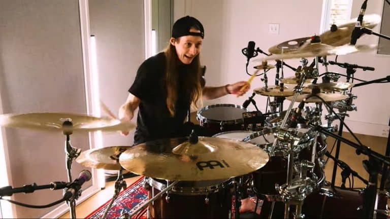 Regardez le batteur de Shadow Of Intent, Bryce Butler, jouer Farewell en studio !