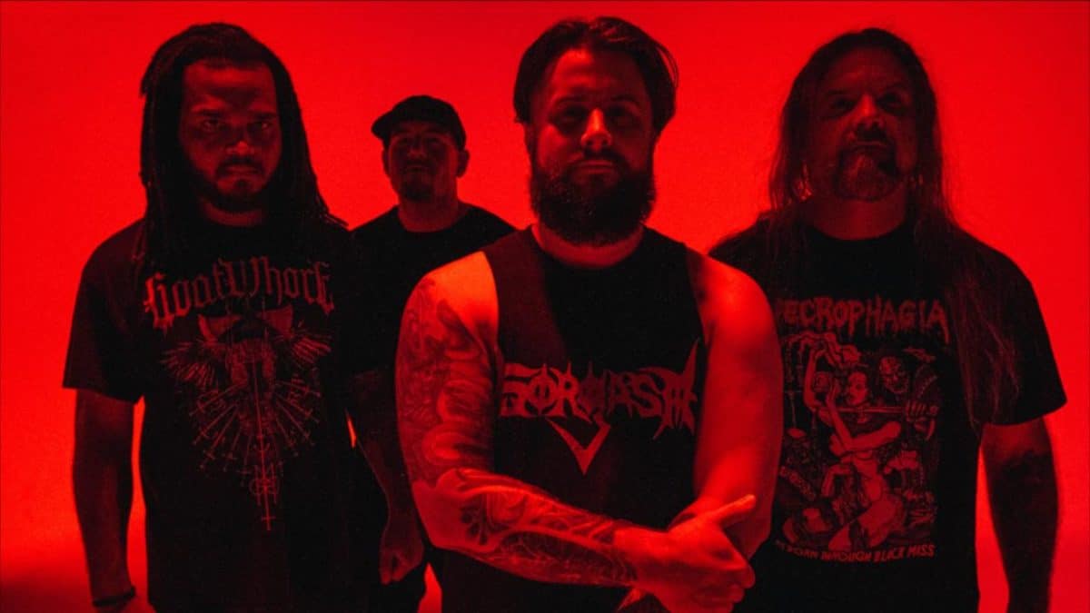 Alluvial sort un nouveau single, Death Is But A Door (avec la voix de Wes Hauch)