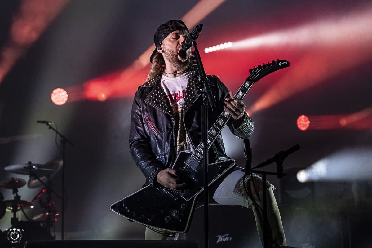 “C’était génial de faire partie de cette nouvelle vague aux côtés de groupes comme Avenged Sevenfold ou Killswitch Engage” : Matt Tuck (Bullet For My Valentine) défend fièrement l’étiquette metalcore