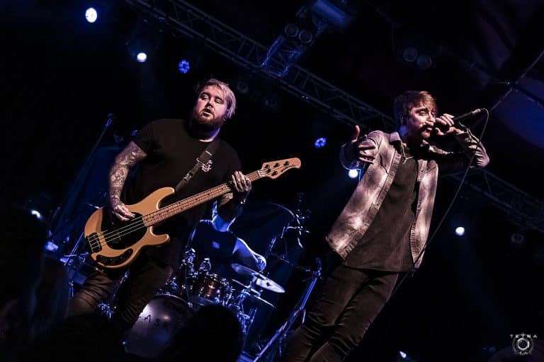 Caskets se sépare de son bassiste, Christopher Mclntosh