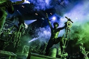 “Un moment de lâcher-prise libérateur, qui fait écho et véhicule les dysfonctionnements de notre propre monde déchiqueté” ; Dystopie électro-industrielle à Paris (Shaârghot prend possession de l’Élysée Montmartre)