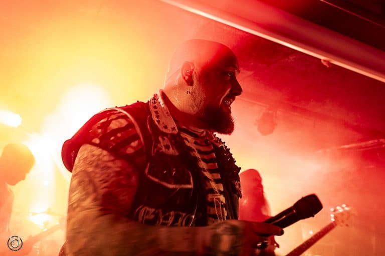 Atreyu revient fort avec Dead (et balaye les rumeurs de séparation)