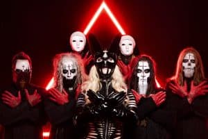 Une page GoFundMe est lancée pour financer les dernières dépenses de la femme du bassiste de In This Moment, Michelle Johnson, atteinte d’un cancer