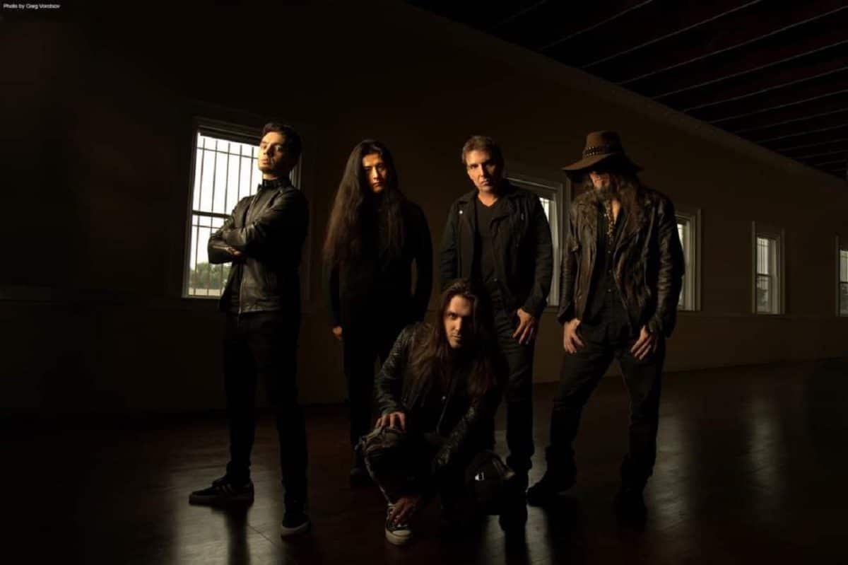 « Nous sommes très enthousiastes à propos de ce nouveau groupe, parce qu&rsquo;il déchire tout… » ; Derek Sherinian parle de Whom Gods Destroy