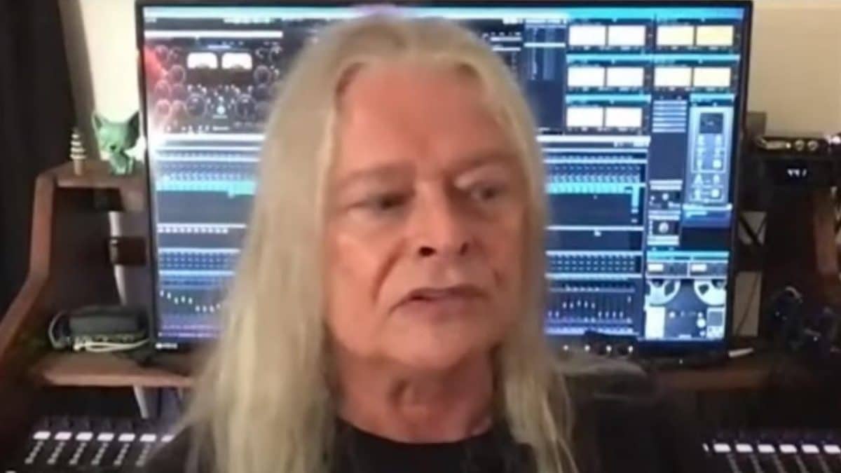 Un producteur légendaire déclare qu&rsquo;il est inutile de produire des « disques de qualité supérieure » et prédit l&rsquo;avenir de la musique en direct