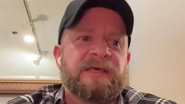 All That Remains : Un single est attendu pour le mois d’avril, et l’album pourrait voir le jour en juin, selon le chanteur Phil Labonte